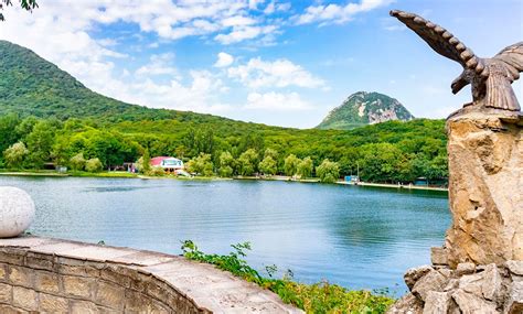 Тёплый зимний отпуск: выгодные предложения в санаториях Кавказских Минеральных Вод